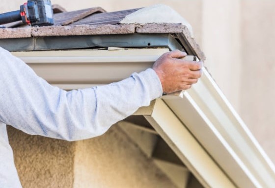 gutters service image